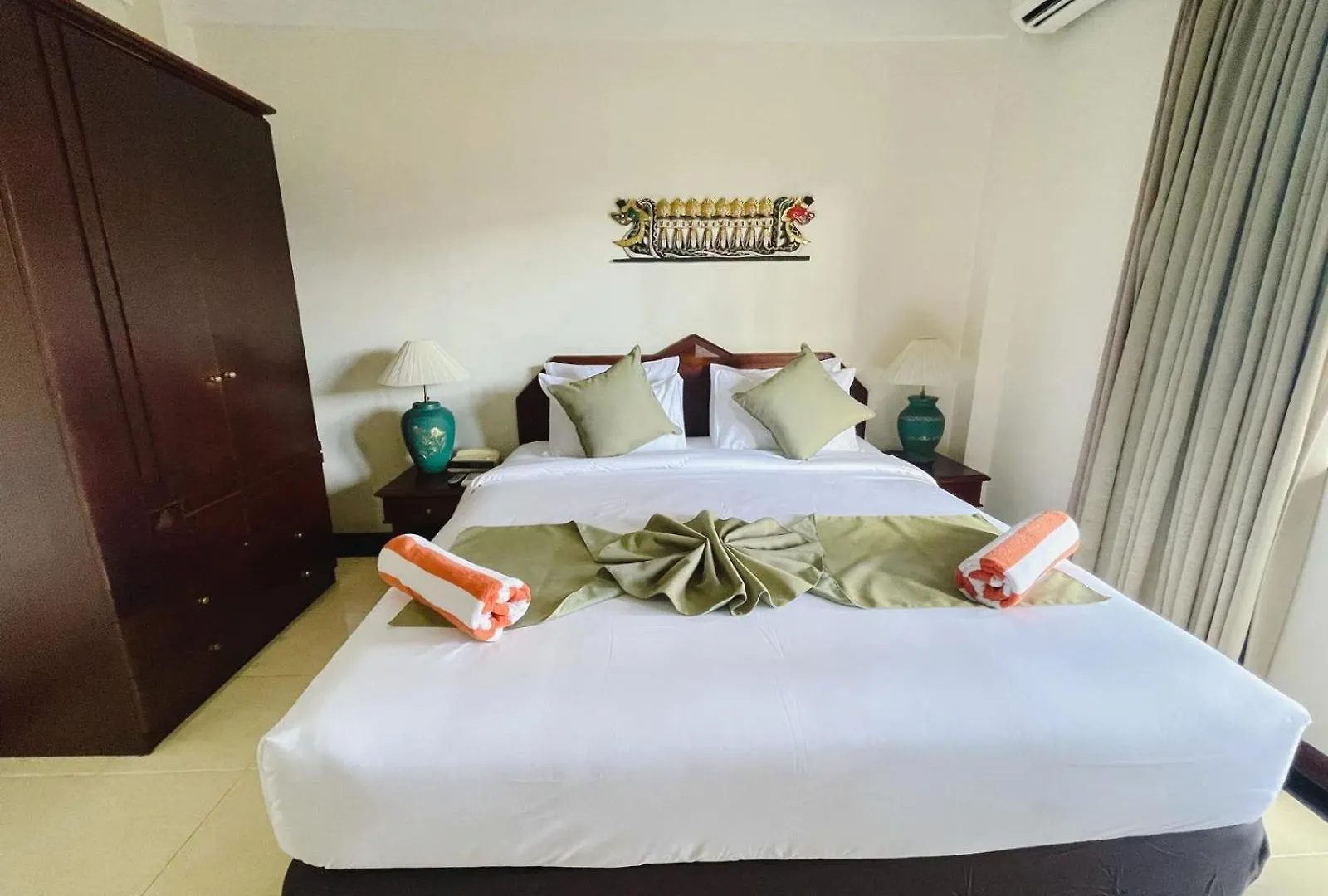 Cozy Bali Apartment Seminyak Endonezya